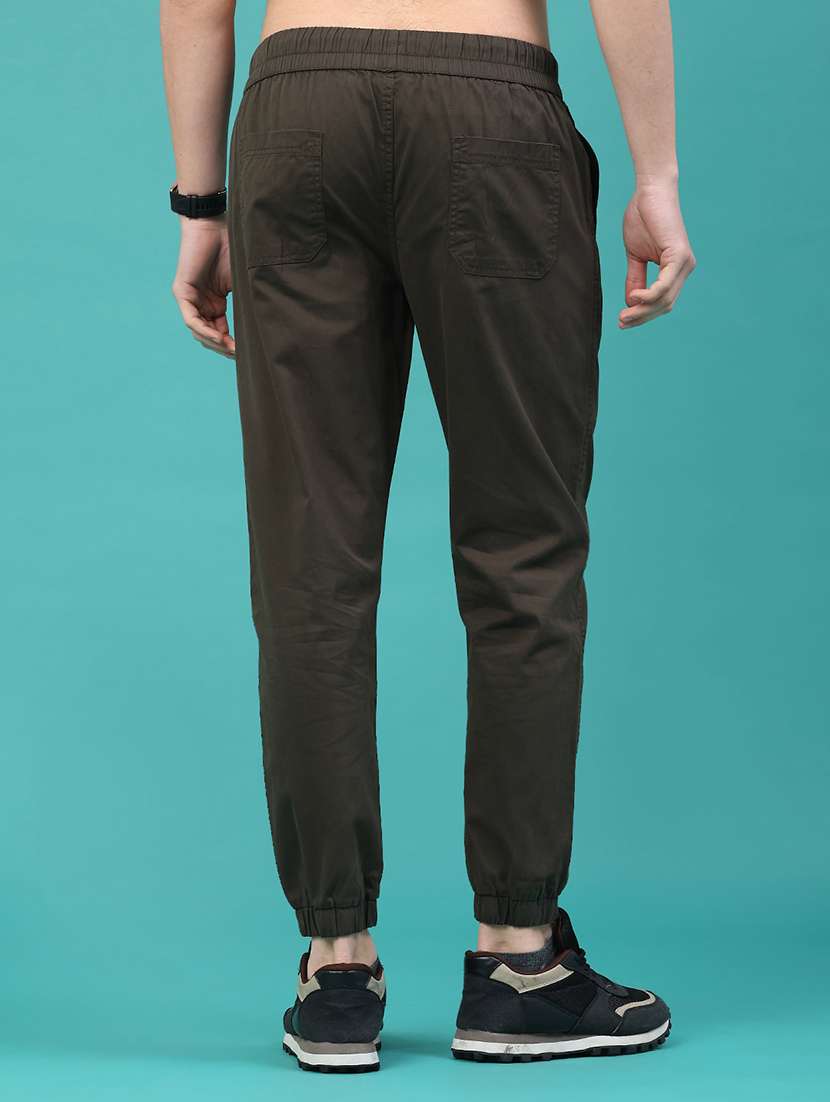 men solid mid rise regular fit jogger - 22180281 -  Standard Image - 3