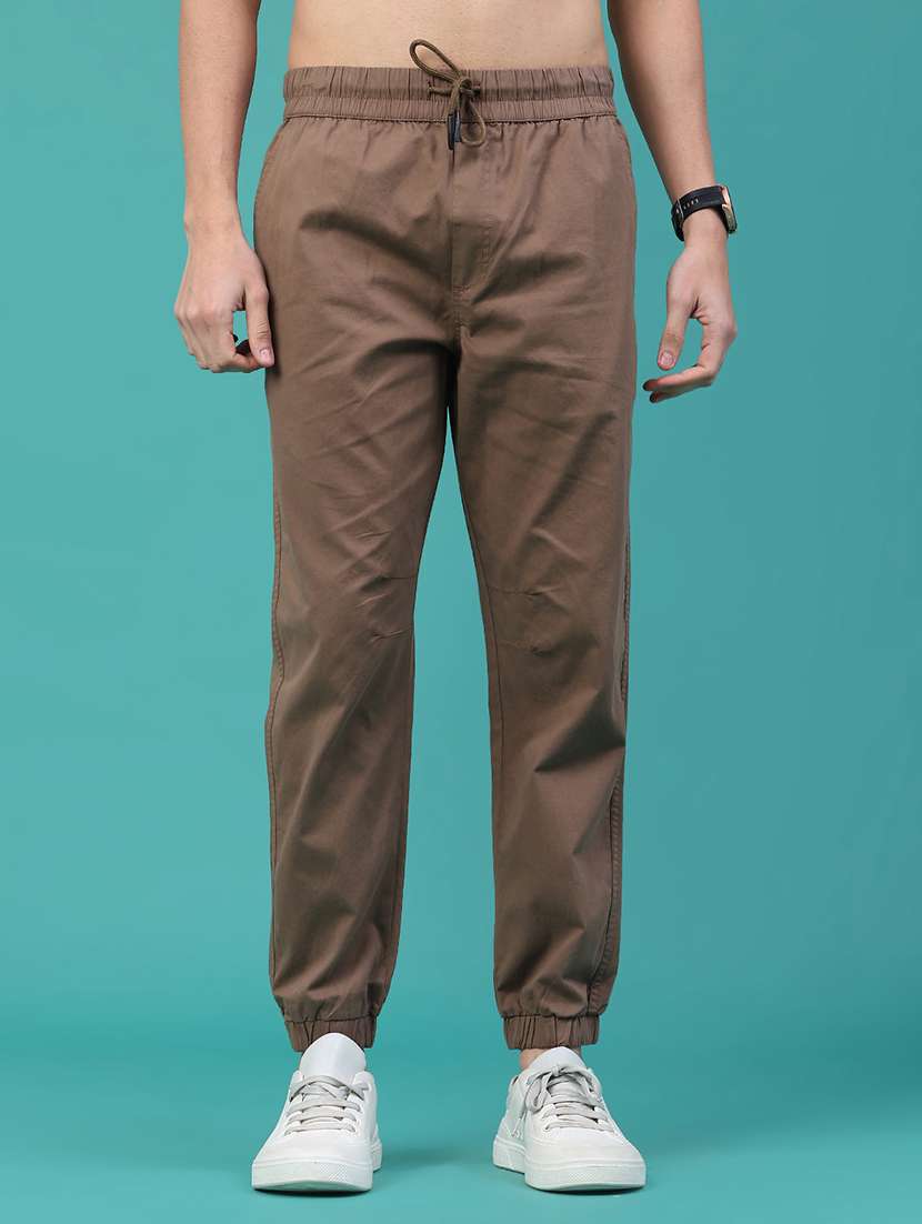men solid mid rise regular fit jogger