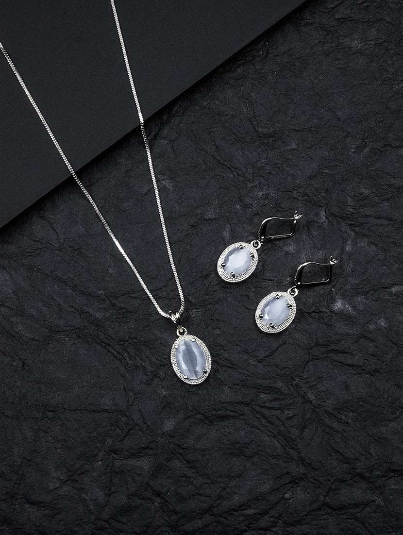 grey silver-plated oval pendant earring set