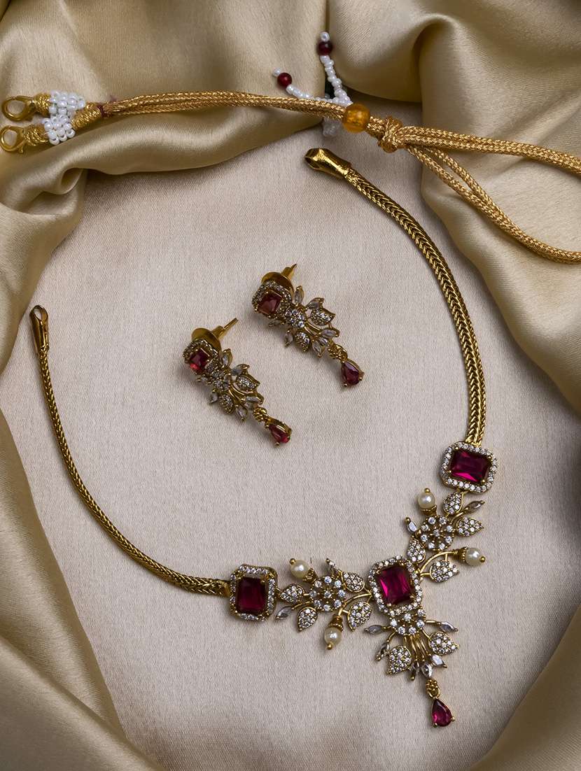 red alloy necklaces and earring