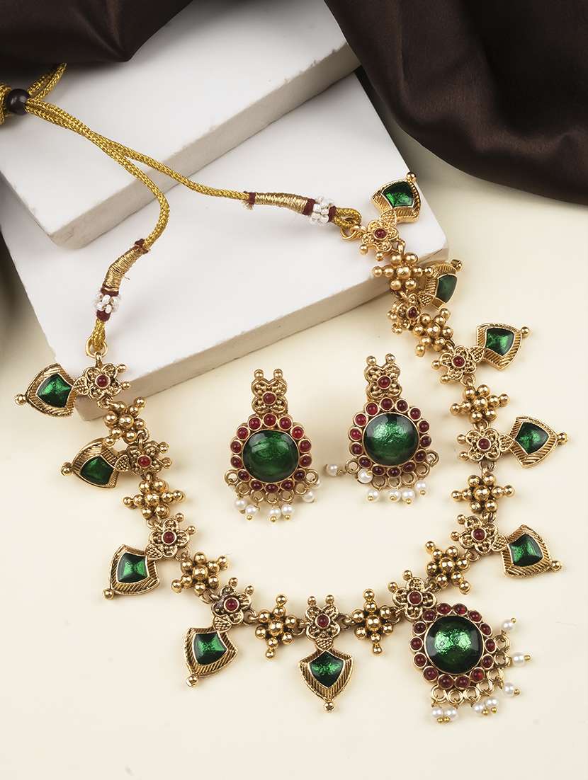 women alloy necklace and earrings set
