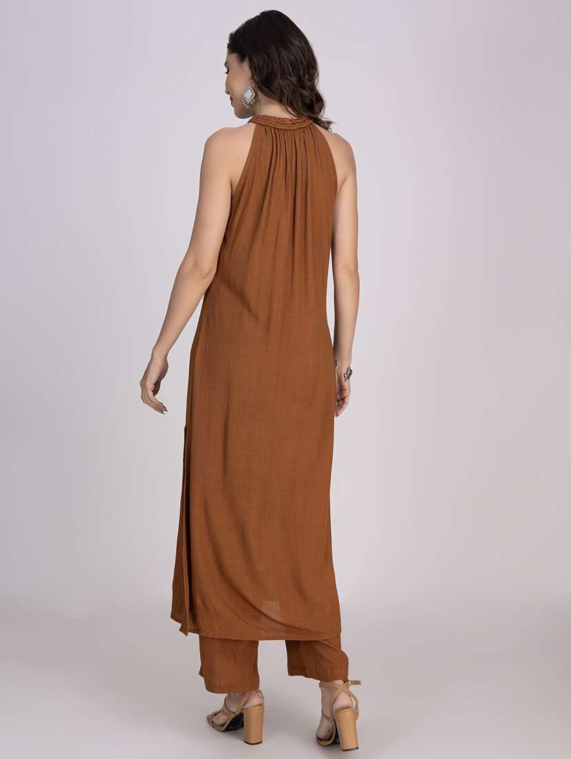 women solid halter neck n a-line kurta - 22181380 -  Standard Image - 3