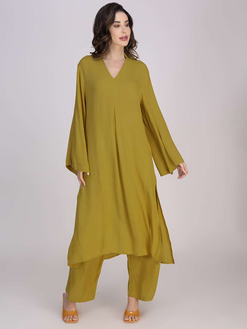 women solid bell sleeve a-line kurta