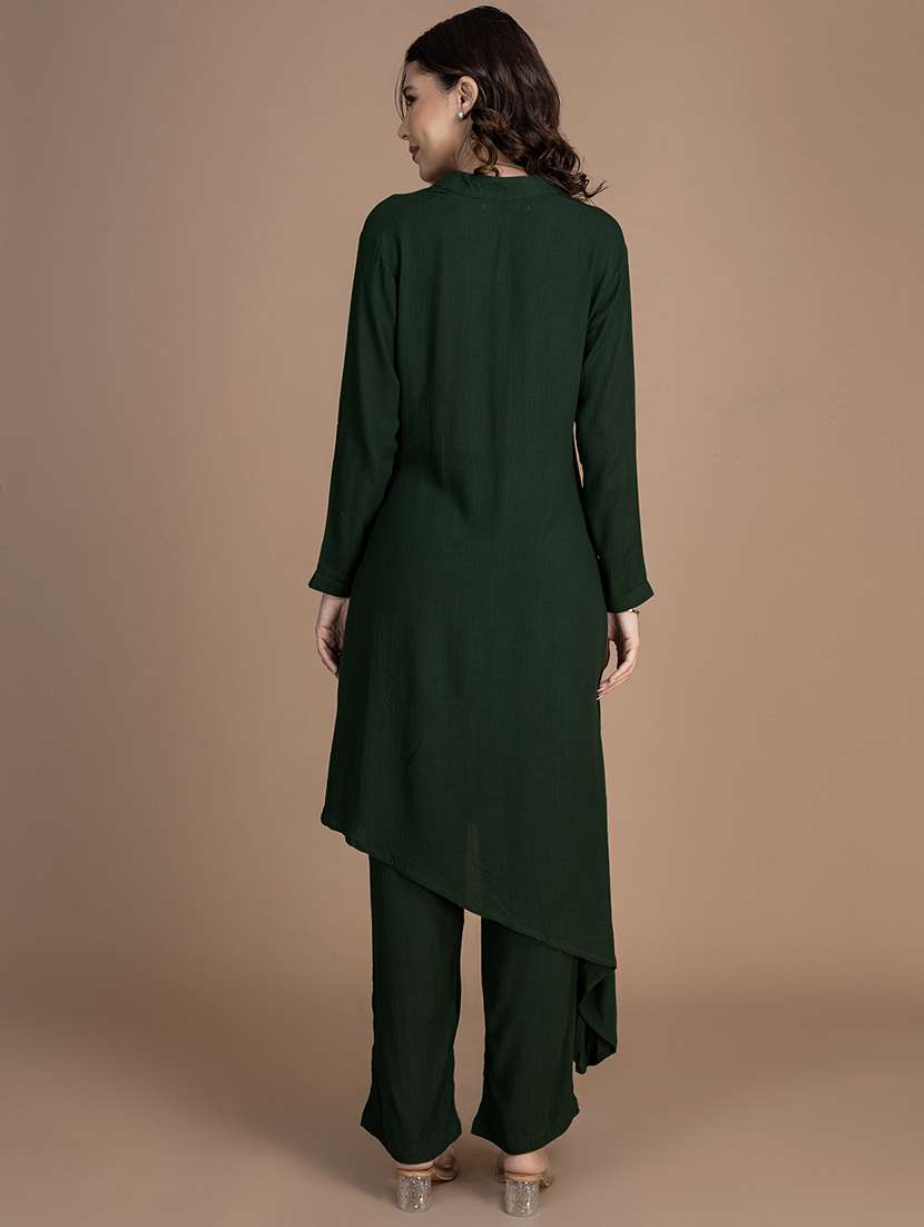 women solid long sleeve asymmetric kurta - 22181384 -  Standard Image - 3