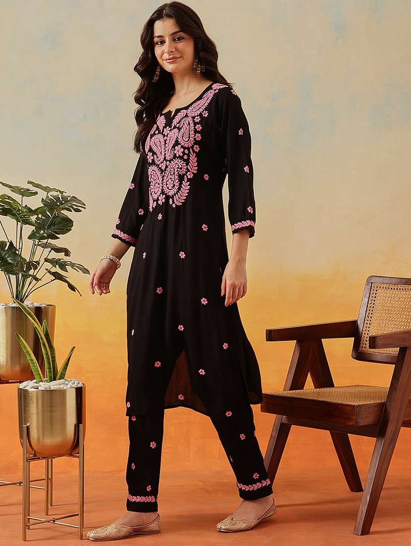 women solid with work long sleeve kurta pant set