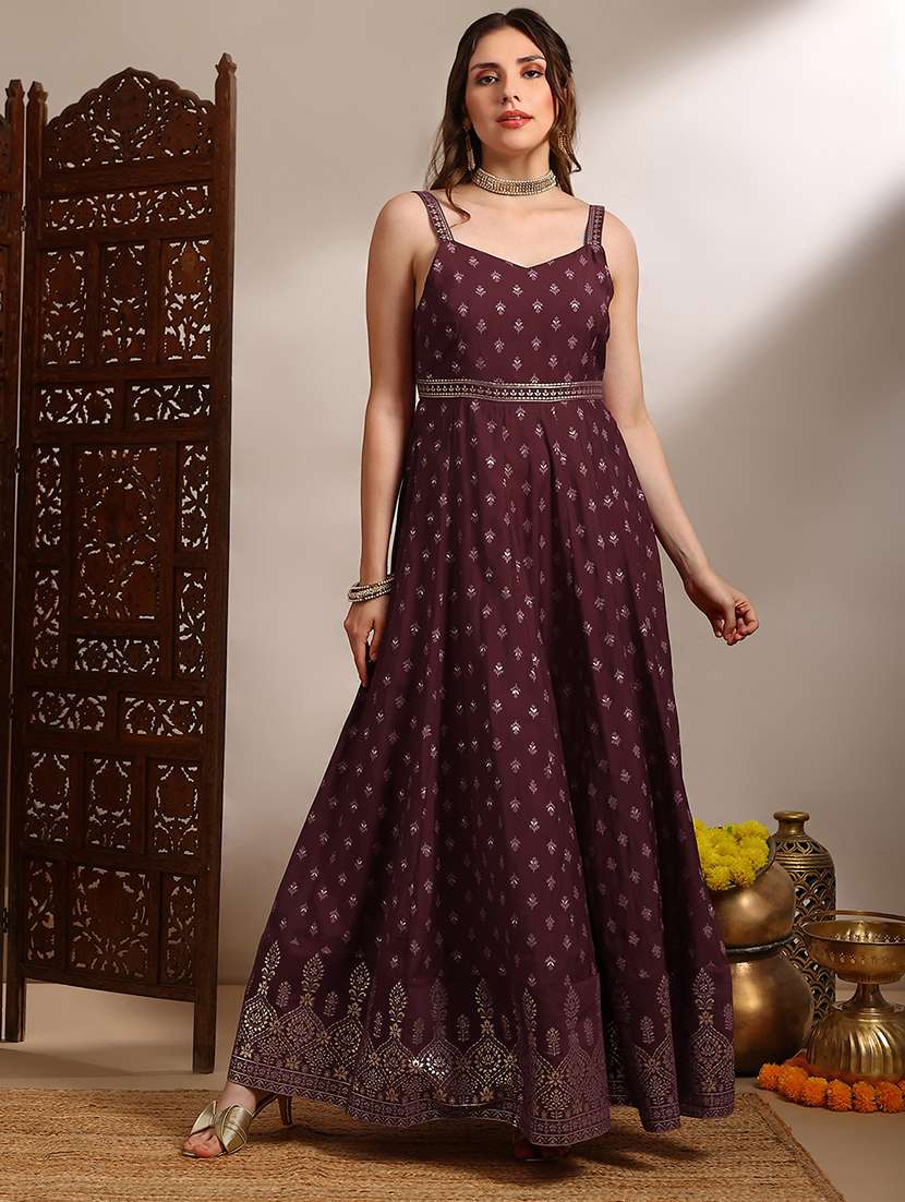 globus women maroon ethnic & gold foil print sweetheart neck shoulder strap fit and flare maxi dress