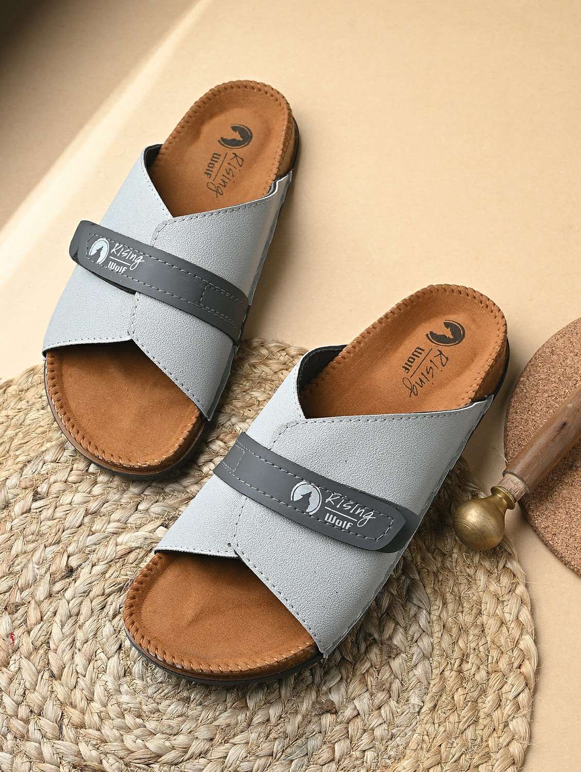 men solid slip on sandal