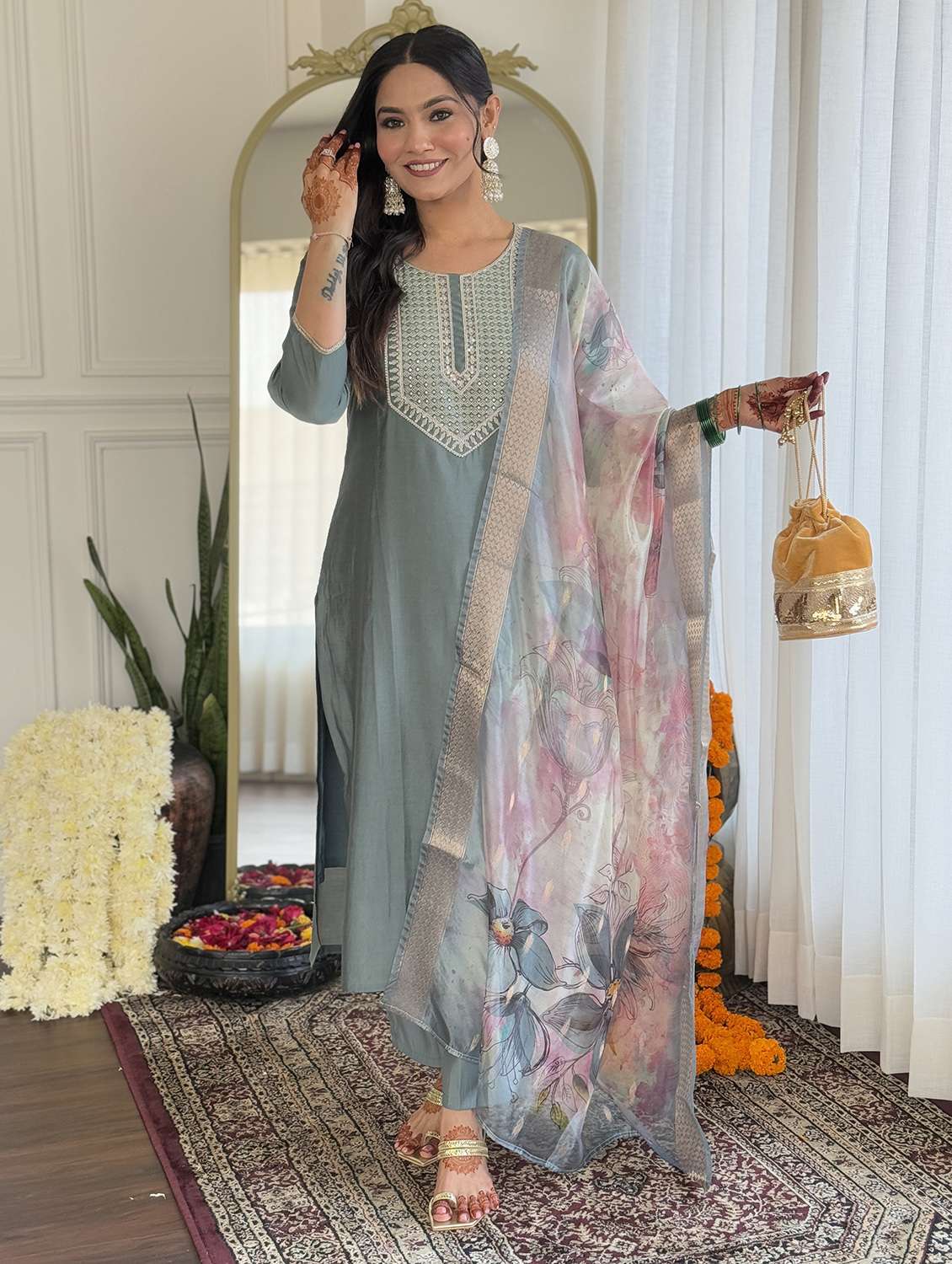 women solid with work three quarter sleeve kurta pant with dupatta set - 22182506 -  Standard Image - 3