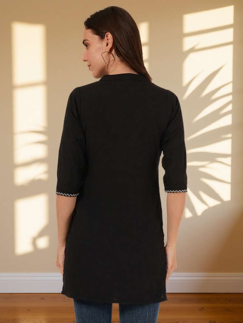 women solid three quarter sleeve straight kurti - 22182769 -  Standard Image - 3