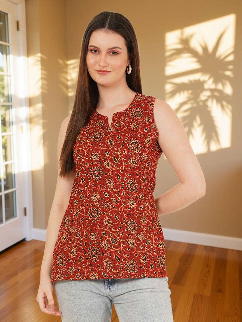 women printed sleeveless straight kurti