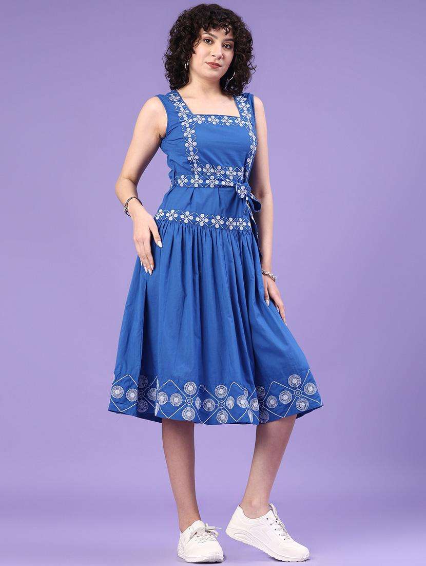 women solid with work square neck fit & flare ethnic dress - 22183006 -  Standard Image - 3