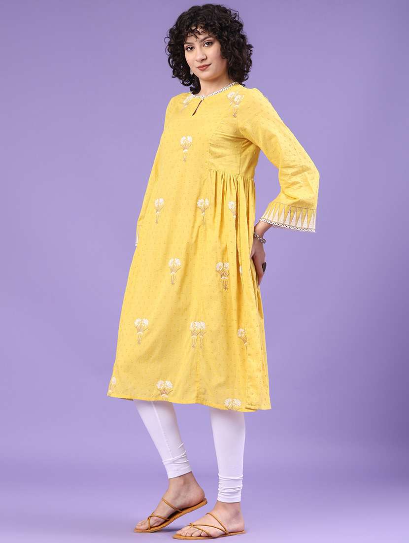 women self design three quarter sleeve a-line kurta - 22183109 -  Standard Image - 3