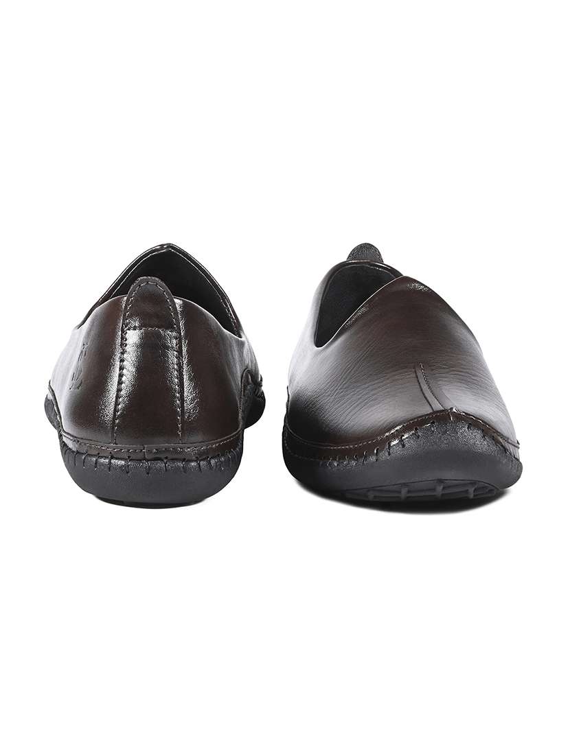 men brown slip on mojari - 22183282 -  Standard Image - 3