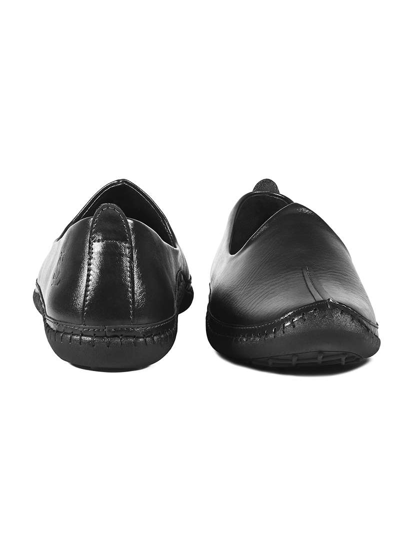 men black slip on mojari - 22183283 -  Standard Image - 3