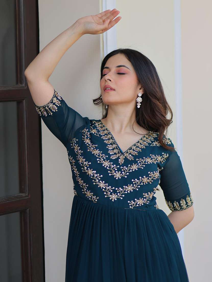 women solid with work short sleeve tiered dress - 22183286 -  Standard Image - 3