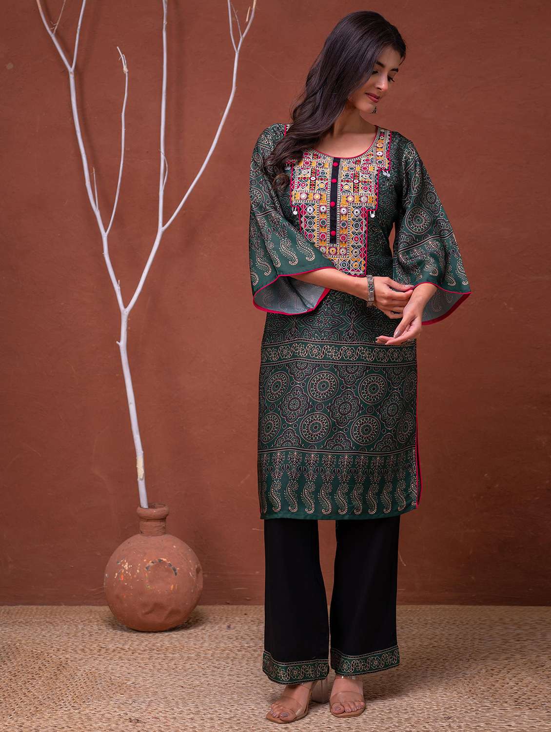 women printed three quarter sleeve kurta palazzo set - 22183381 -  Standard Image - 3