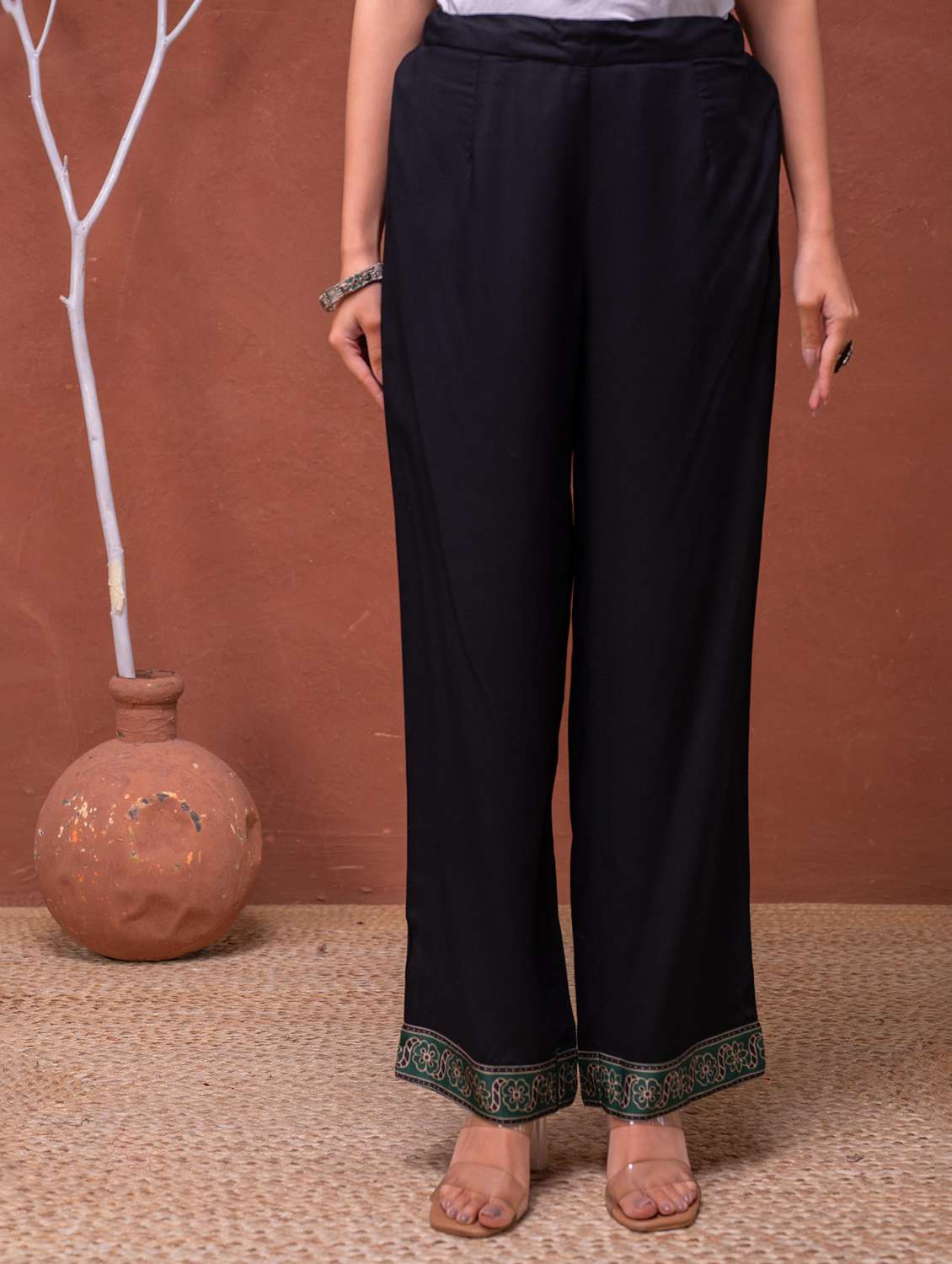 women printed three quarter sleeve kurta palazzo set - 22183381 -  Standard Image - 5