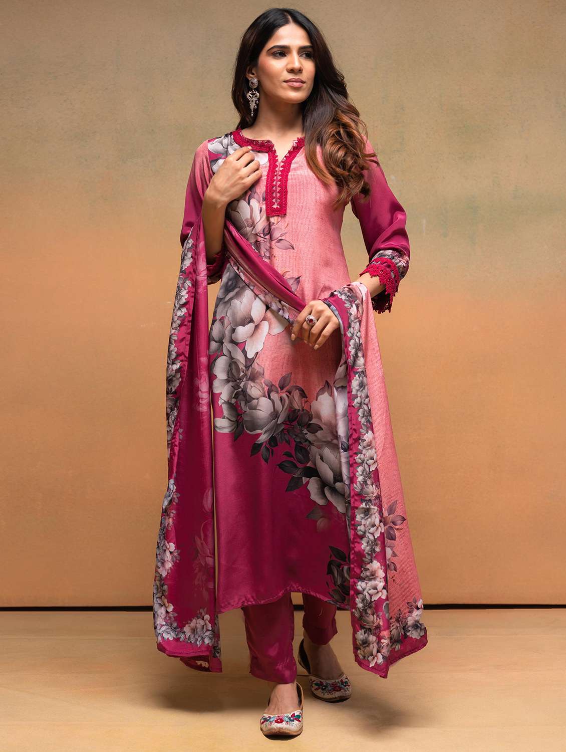 women floral printed three quarter sleeve kurta pant with dupatta set - 22183388 -  Zoom Image - 0