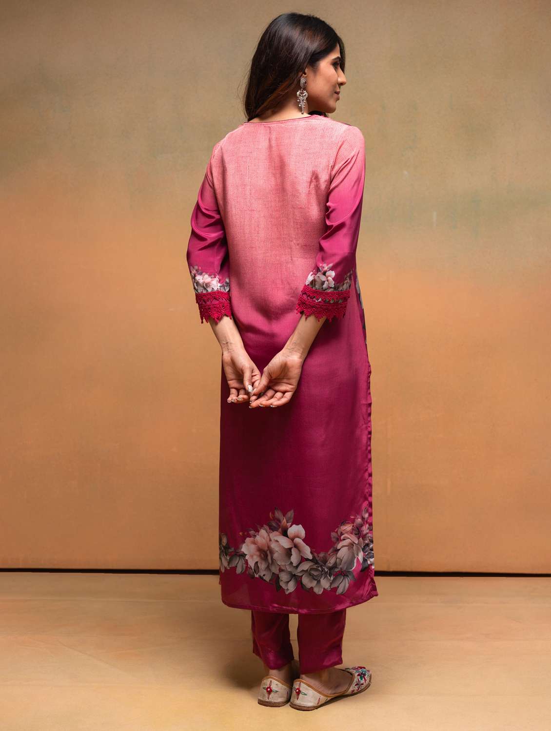 women floral printed three quarter sleeve kurta pant with dupatta set - 22183388 -  Standard Image - 3