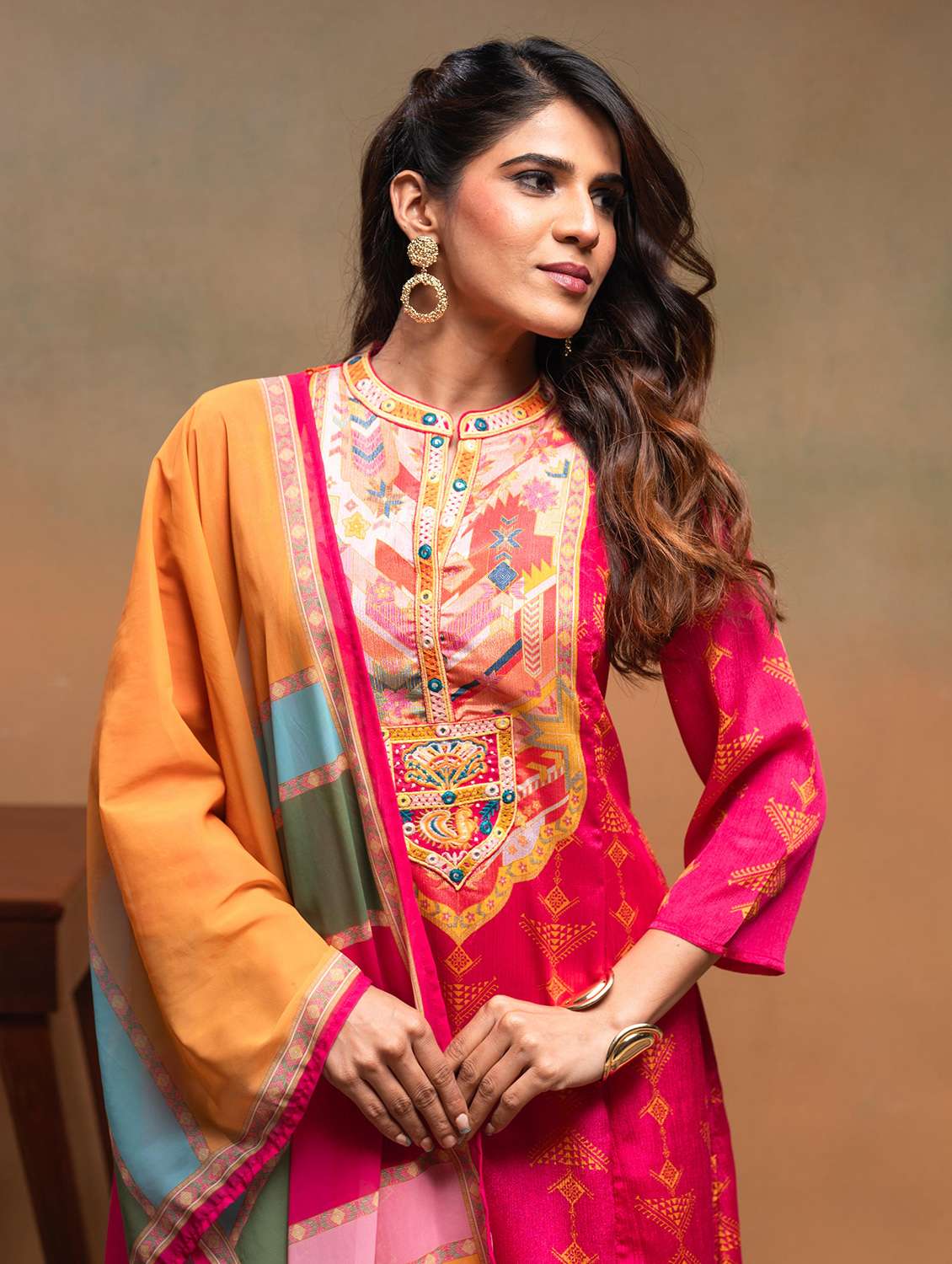 women printed three quarter sleeve kurta pant with dupatta set - 22183389 -  Standard Image - 3