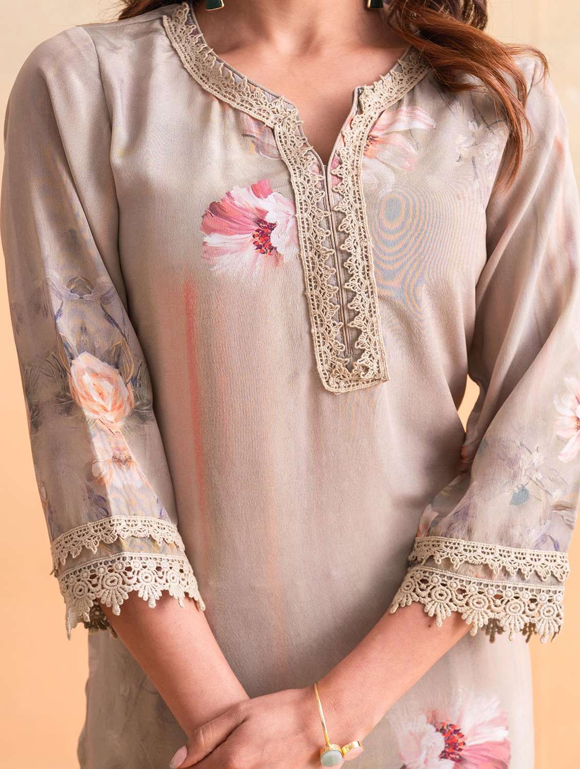 women floral printed three quarter sleeve kurta pant with dupatta set - 22183419 -  Standard Image - 5