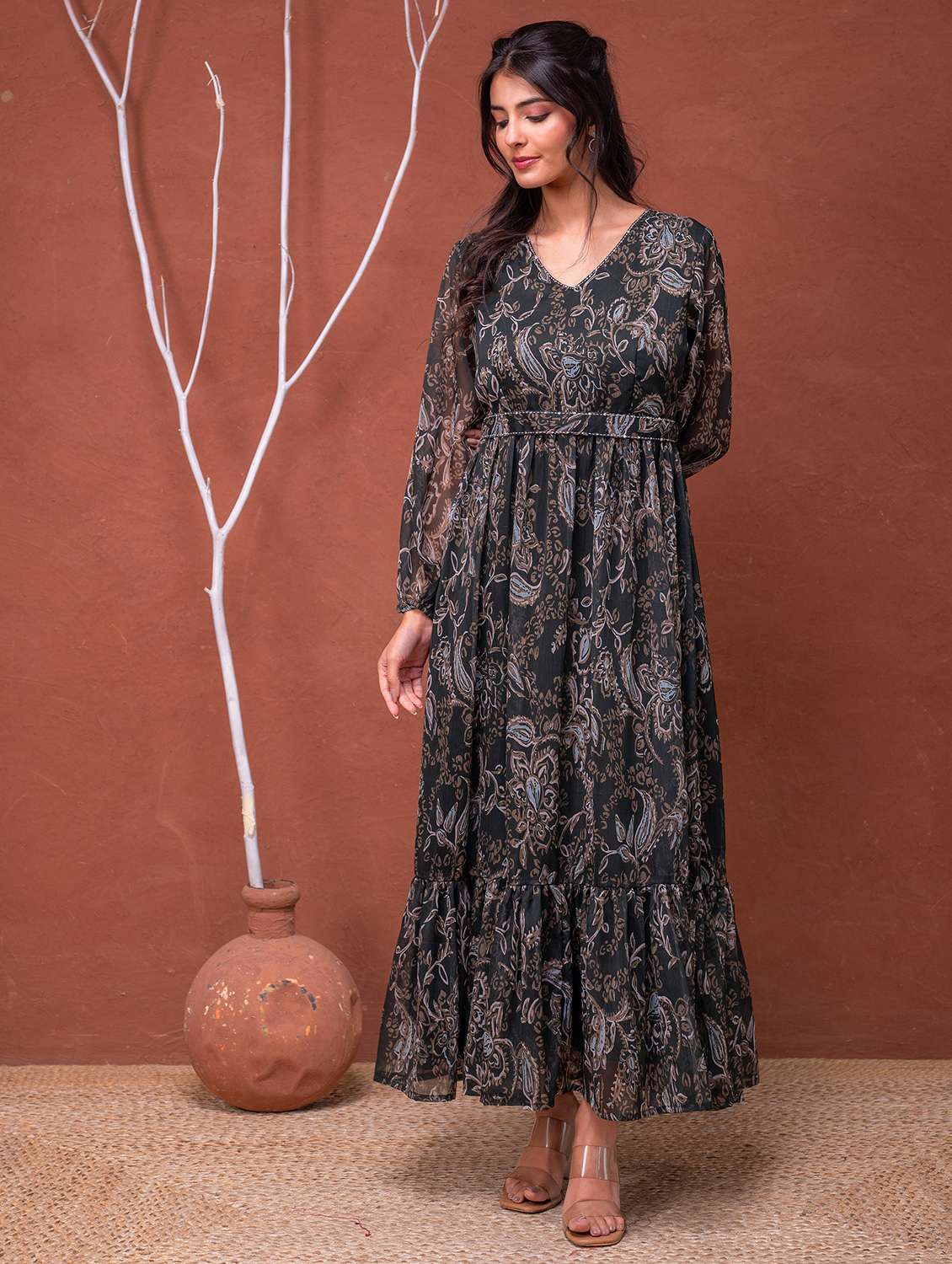 women paisley printed puff sleeve tiered maxi dress
