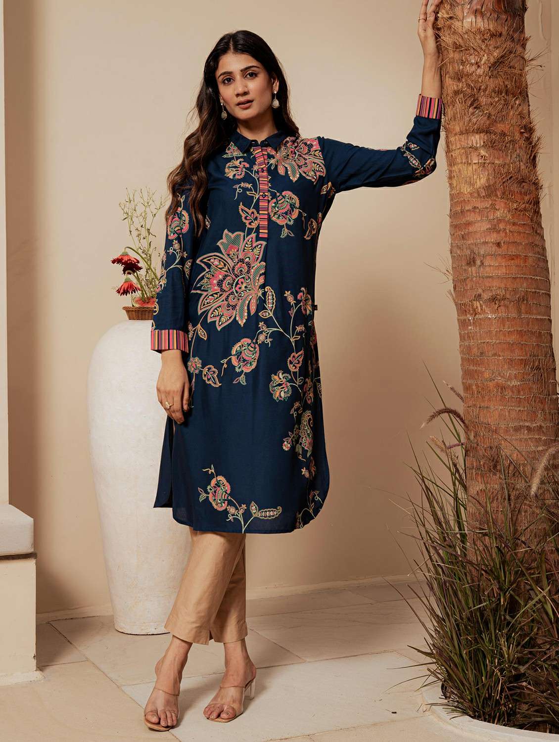 women floral long sleeve straight kurta