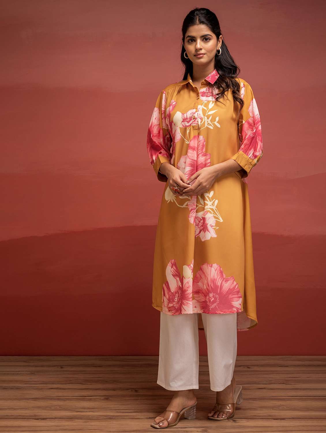 women floral three quarter sleeve a-line kurta - 22183446 -  Standard Image - 3