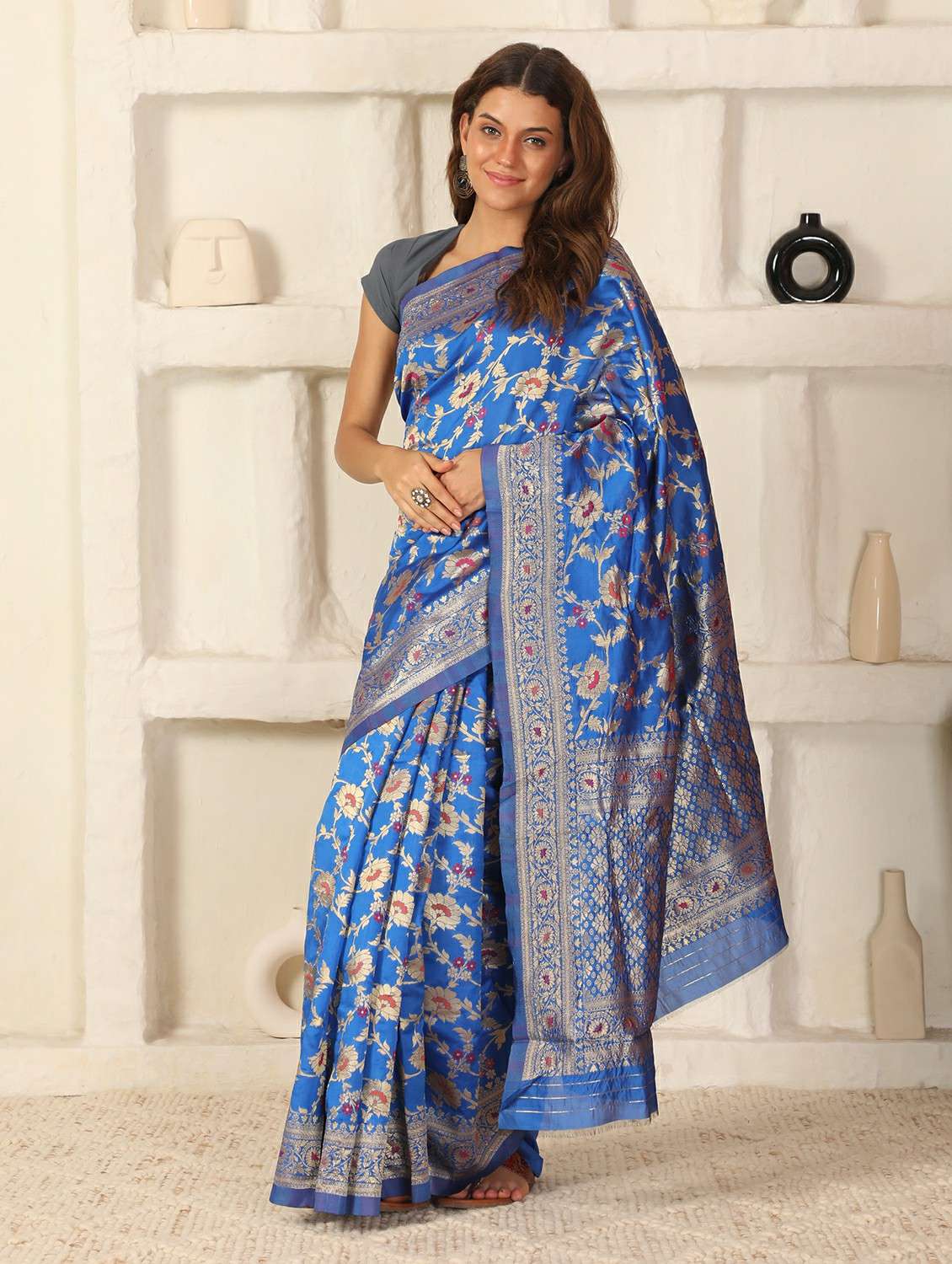 women self design banarasi saree with blouse - 22183712 -  Standard Image - 3