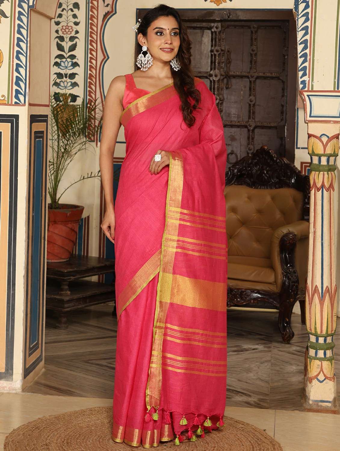women solid with bordered saree with blouse - 22183715 -  Standard Image - 3