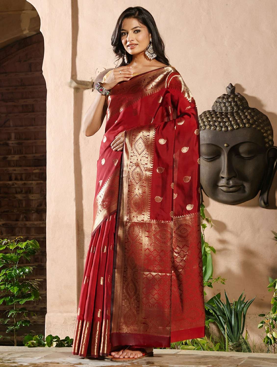 women self design banarasi saree with blouse - 22183719 -  Standard Image - 3