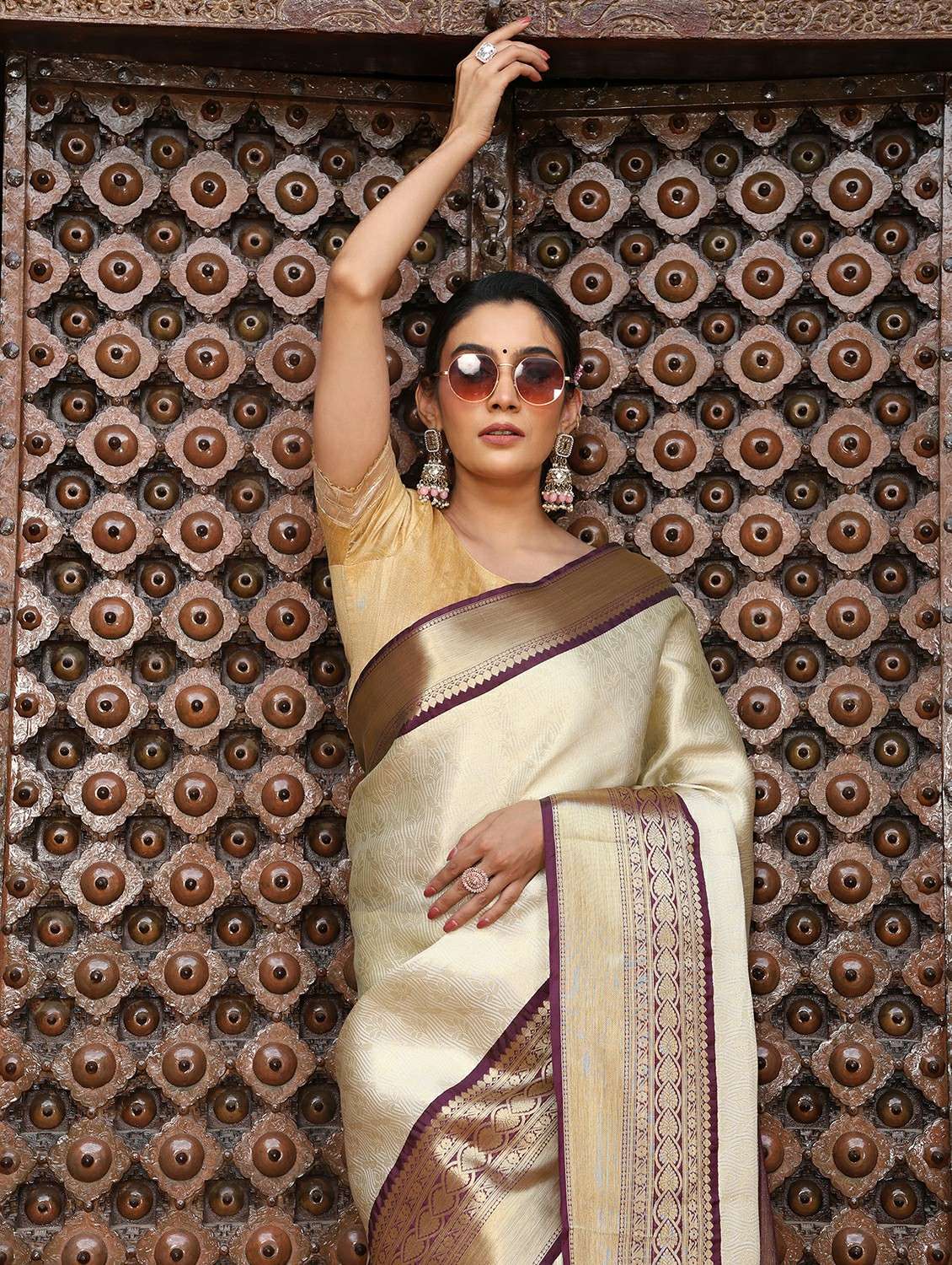 women self design banarasi saree with blouse - 22183724 -  Standard Image - 5