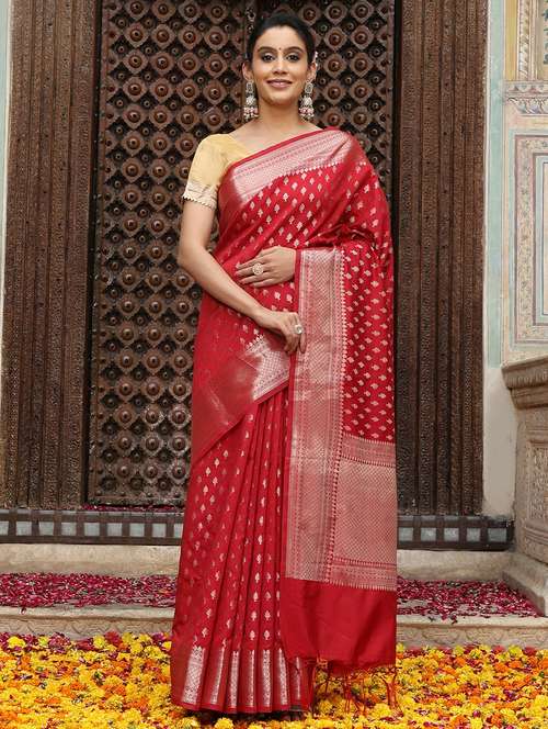 women self design banarasi saree with blouse - 22183726 -  Standard Image - 0