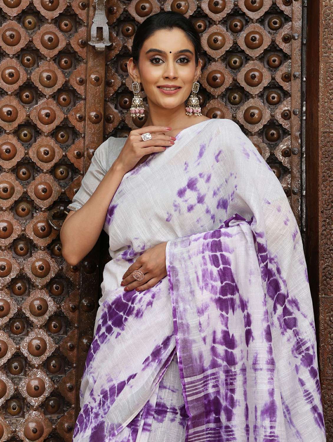 women tie & dye printed saree with blouse - 22183728 -  Standard Image - 5
