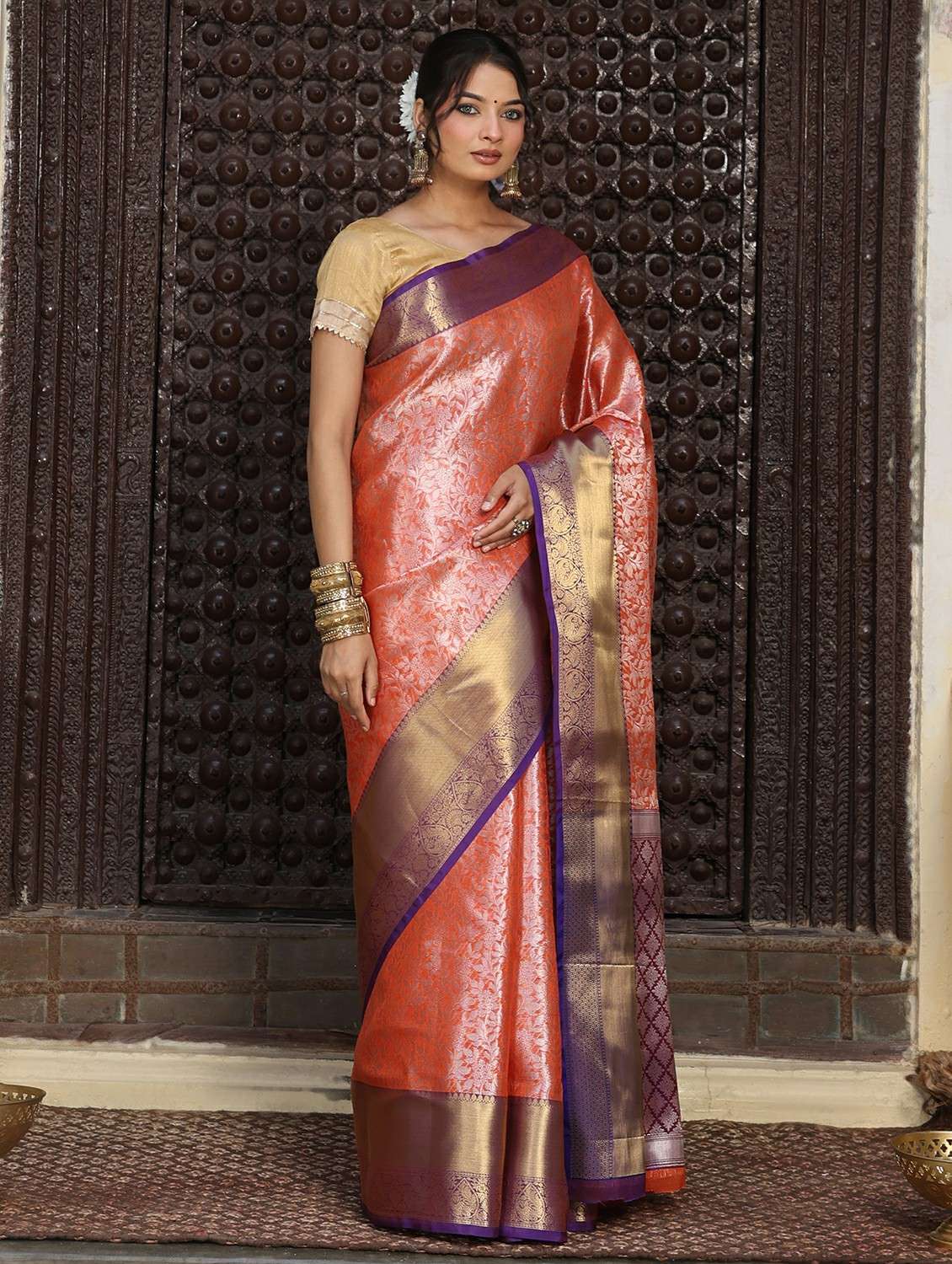 women self design banarasi saree with blouse - 22183733 -  Standard Image - 3