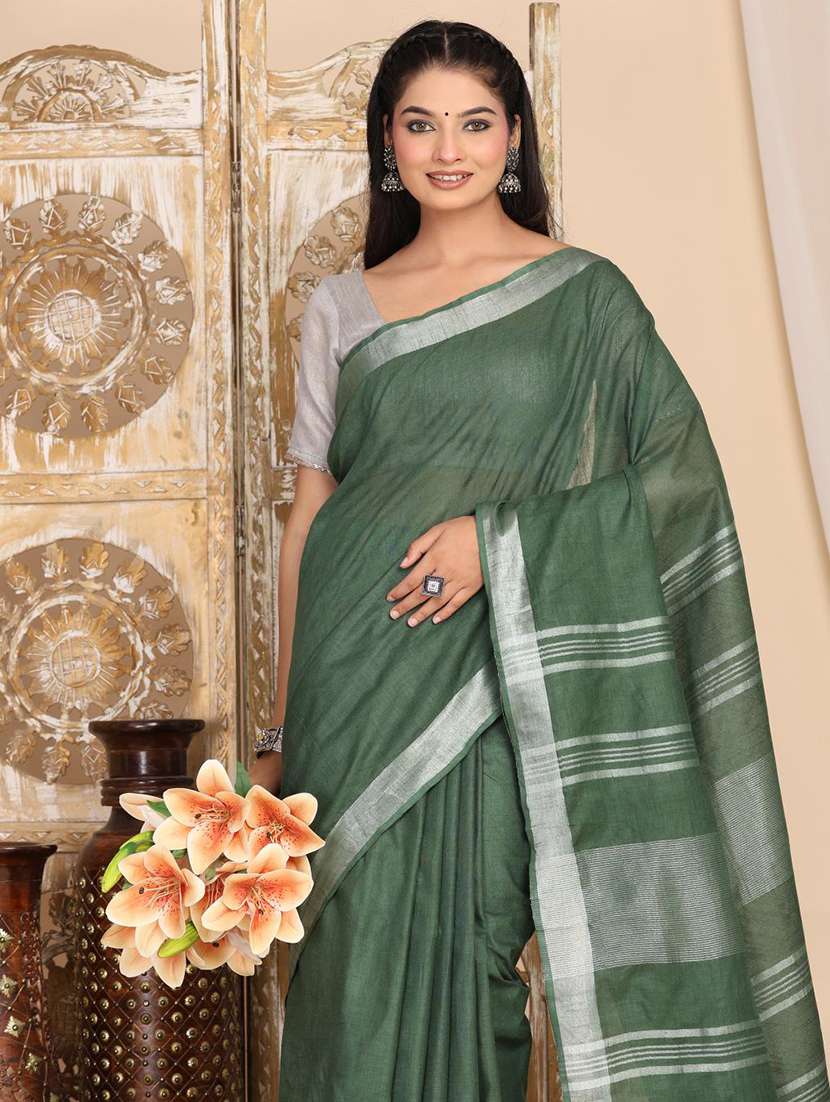 women solid with bordered saree with blouse - 22183750 -  Standard Image - 5