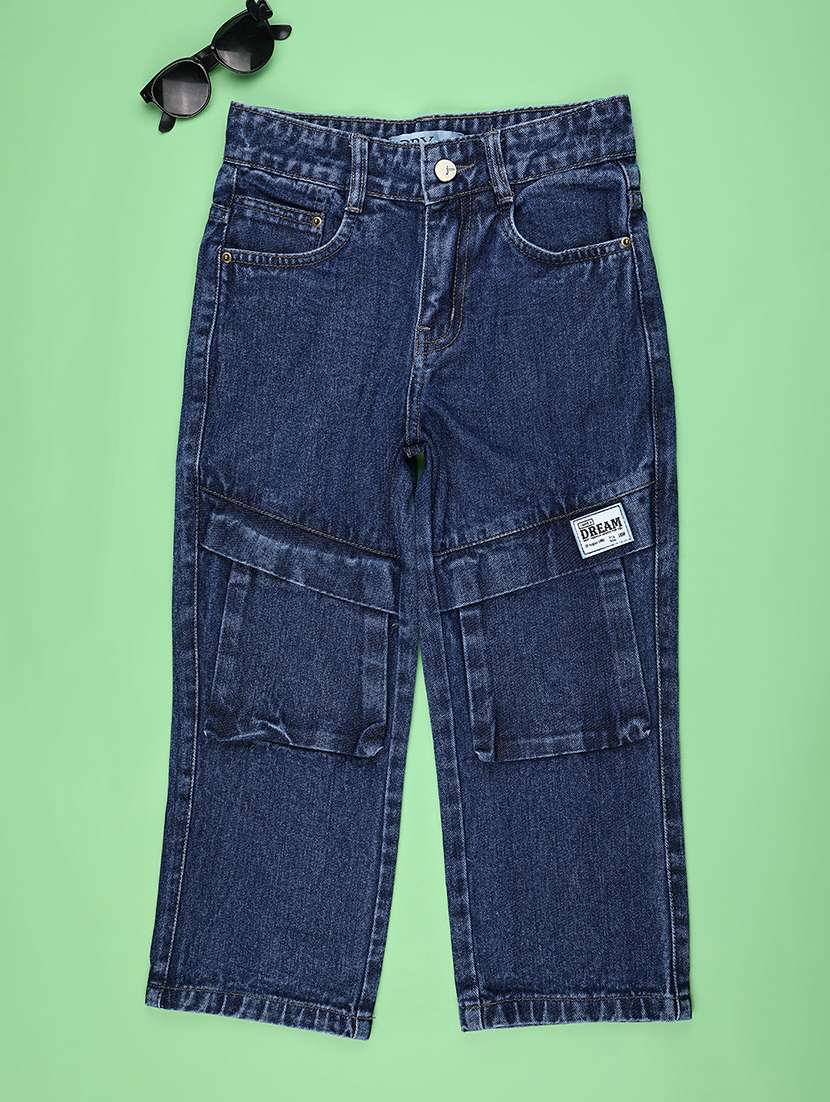 boys solid mid rise regular fit cargo