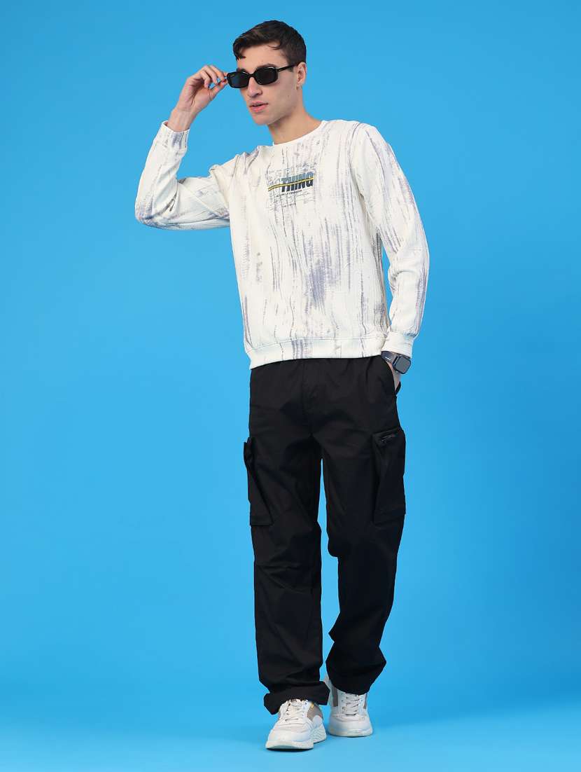 men round neck long sleeve sweatshirt - 22183988 -  Standard Image - 5