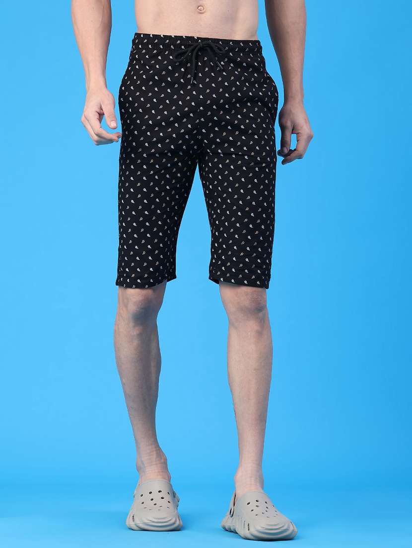 men printed mid rise bermuda