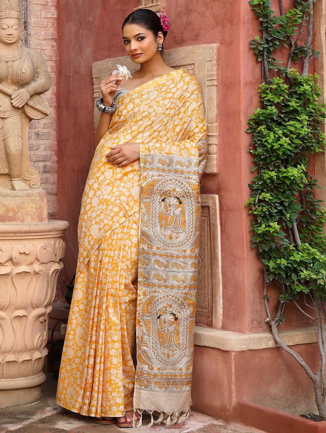 women printed casual wear saree with blouse - 22184292 -  Standard Image - 3