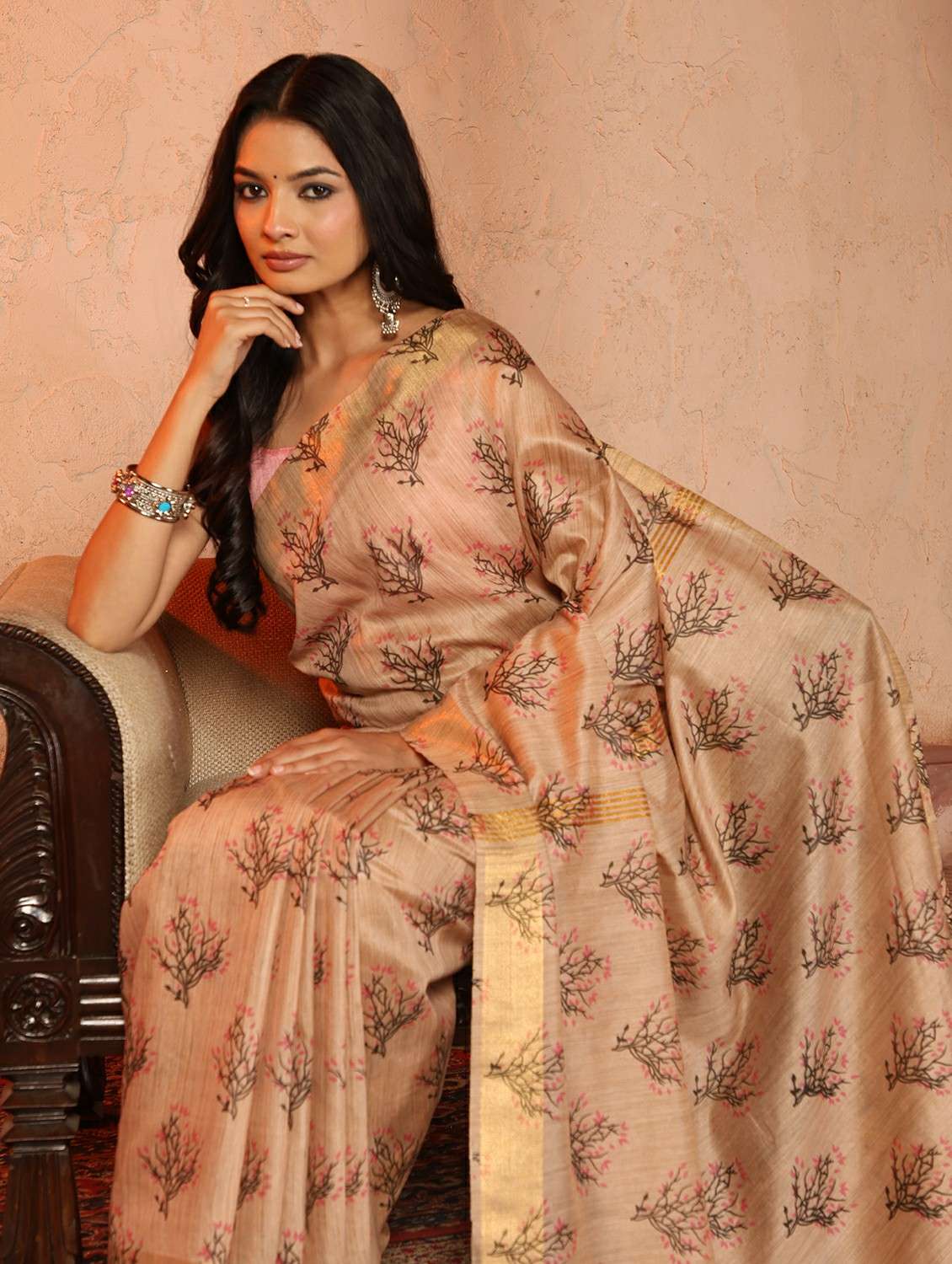 women printed casual wear saree with blouse - 22184303 -  Standard Image - 5
