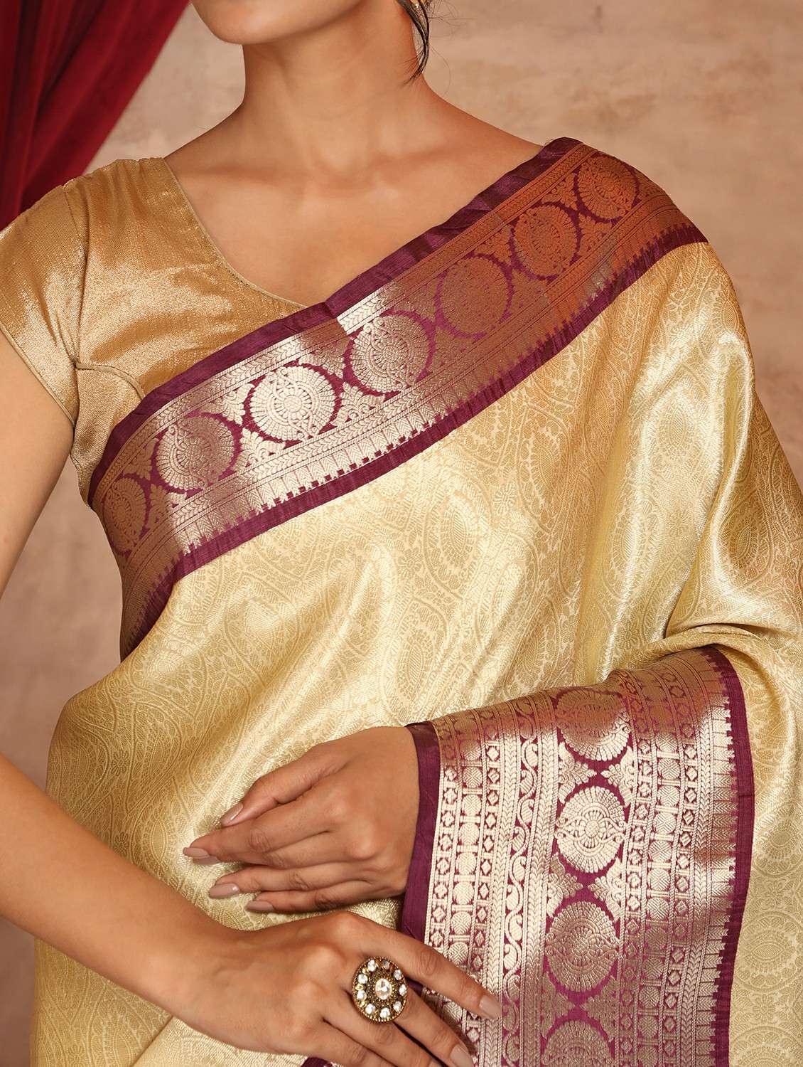 women self design banarasi saree with blouse - 22184309 -  Standard Image - 8