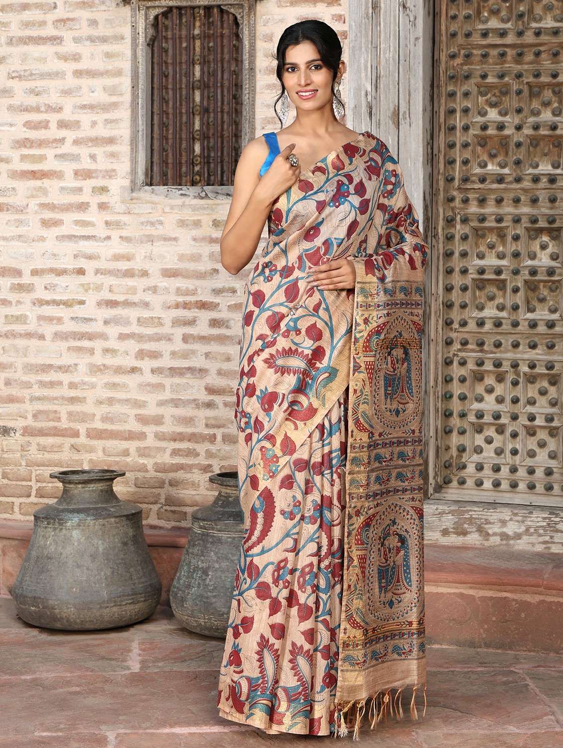 women printed casual wear saree with blouse