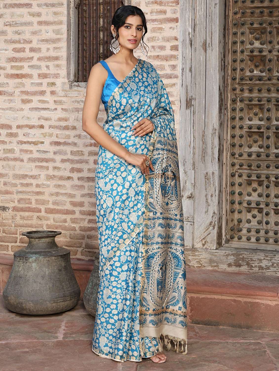 women printed casual wear saree with blouse - 22184315 -  Standard Image - 3