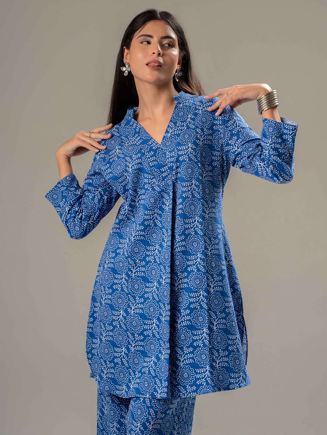women printed long sleeve ethnic co-ord set - 22184347 -  Standard Image - 3