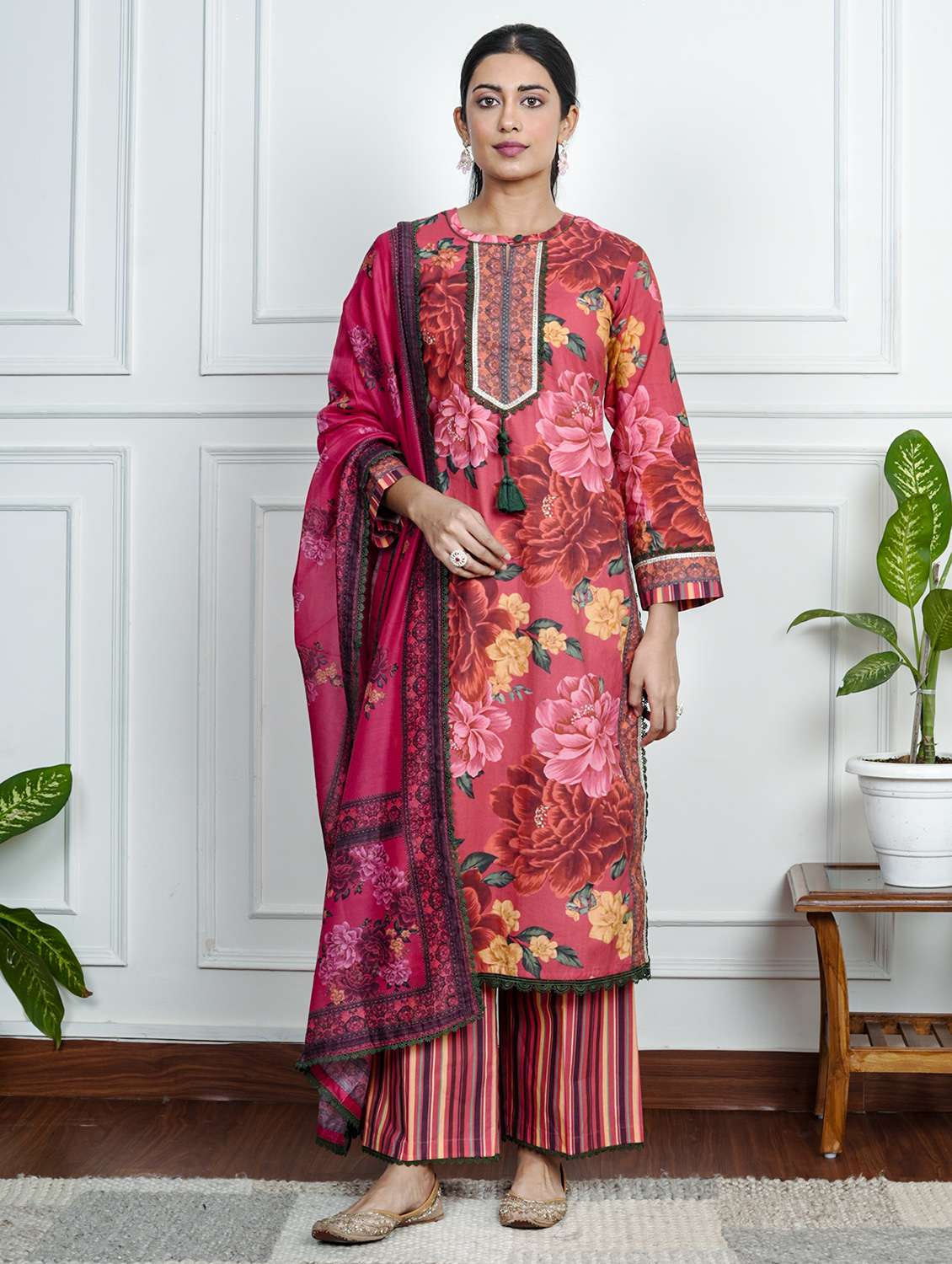 women floral long sleeve kurta palazzo with dupatta set