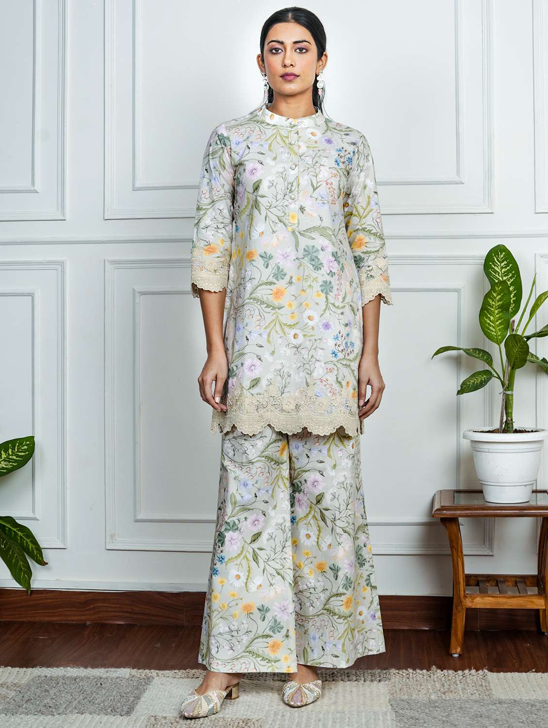 women floral three quarter sleeve kurta palazzo set