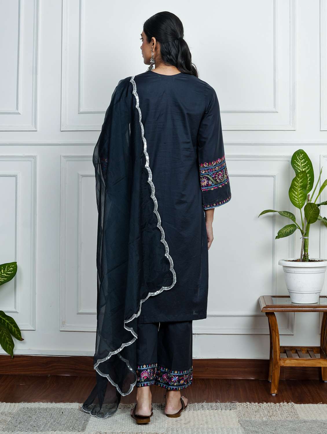 women solid with work long sleeve kurta pant with dupatta set - 22185080 -  Standard Image - 3