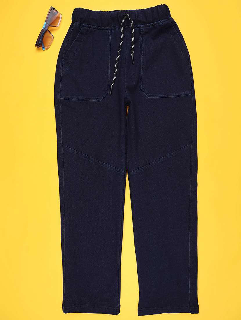 boys solid mid rise casual trouser 