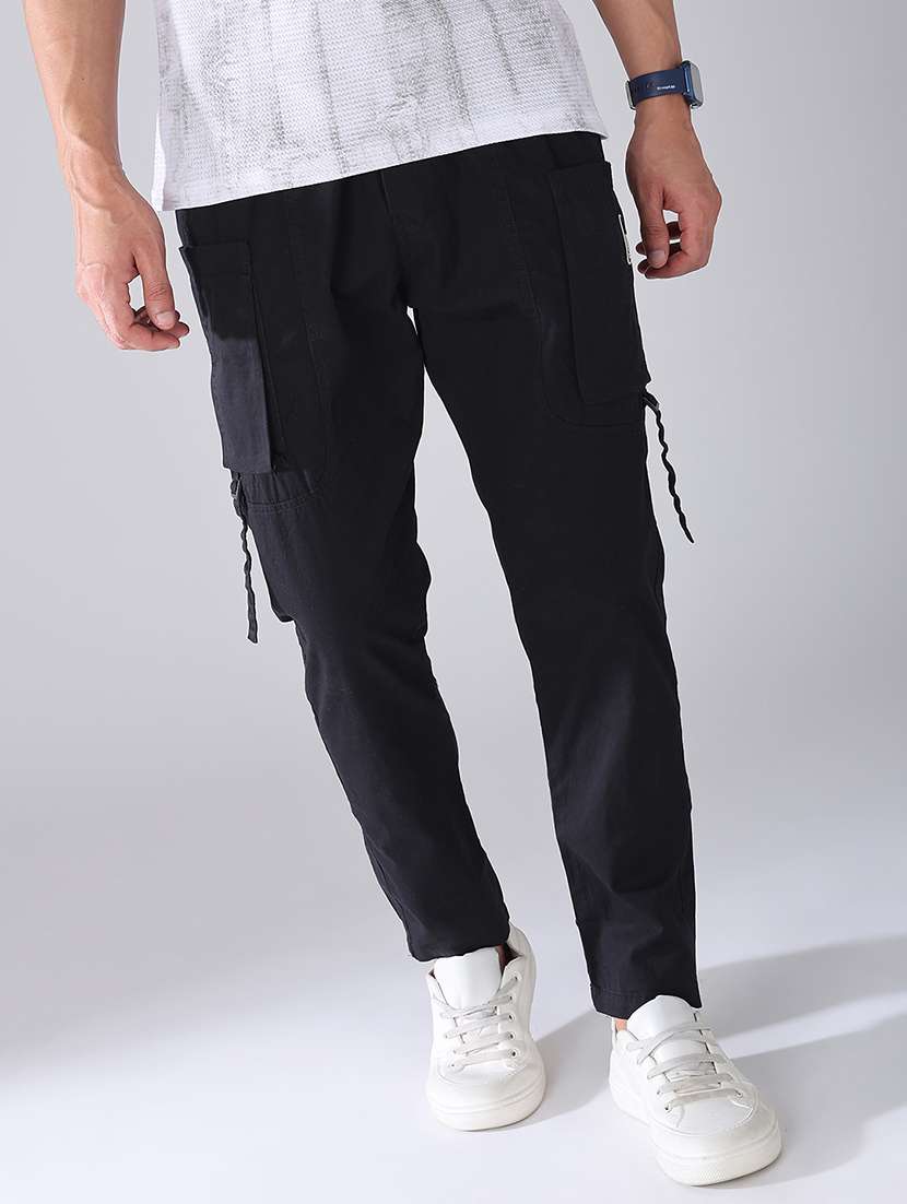 men solid mid rise regular fit cargo 